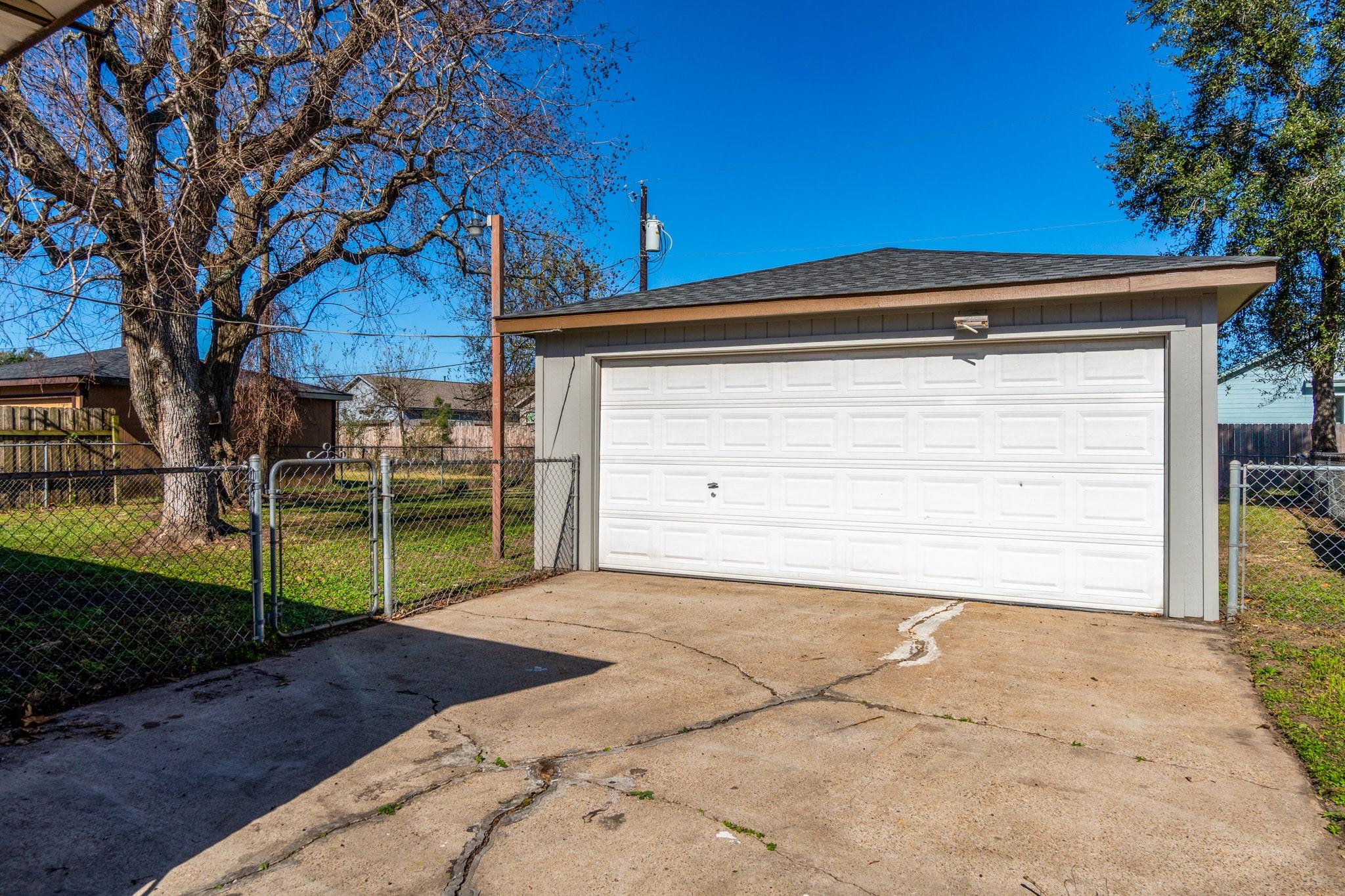 213 Bastrop Street
