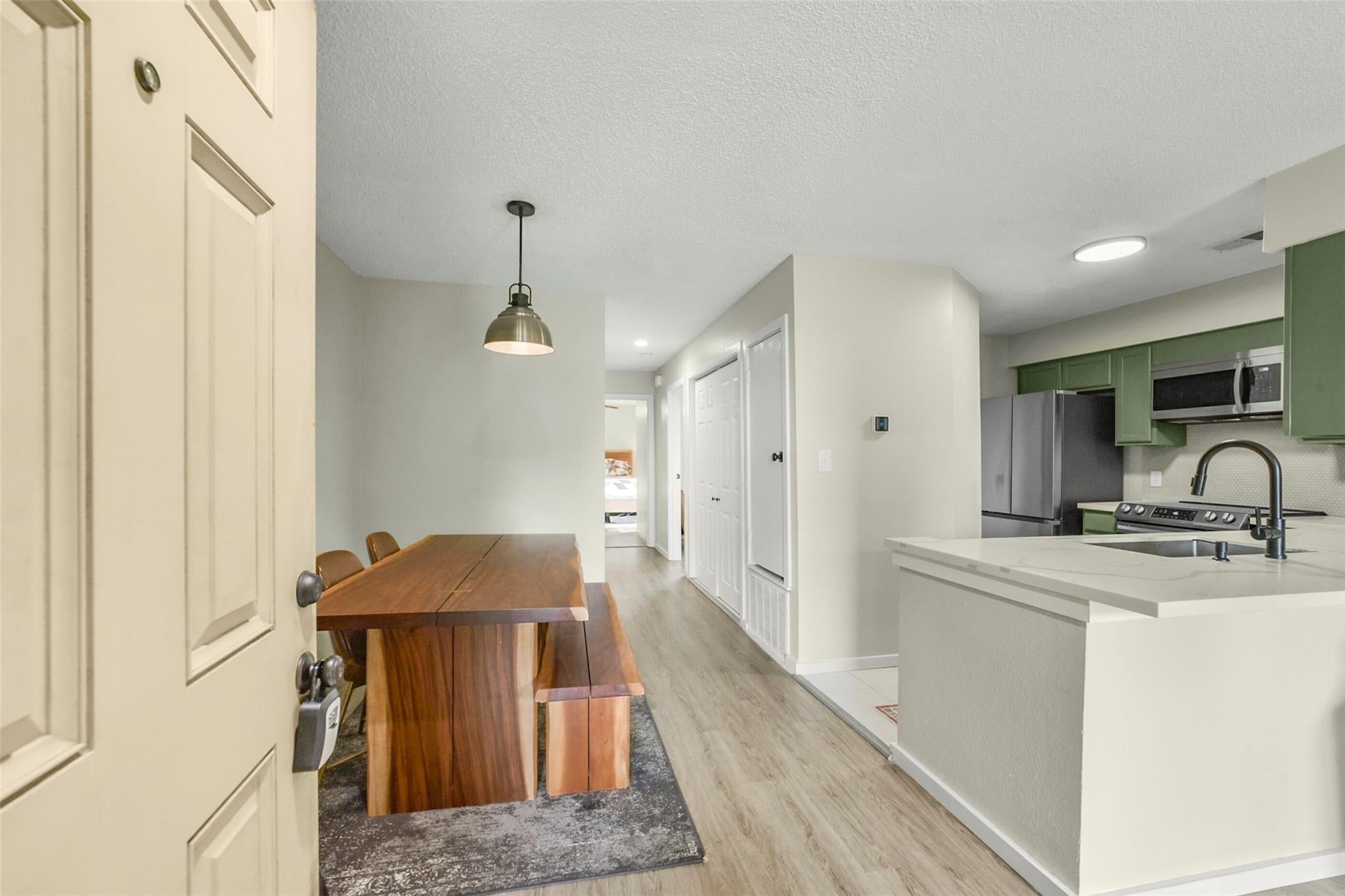 2501 Gulf Freeway 258C