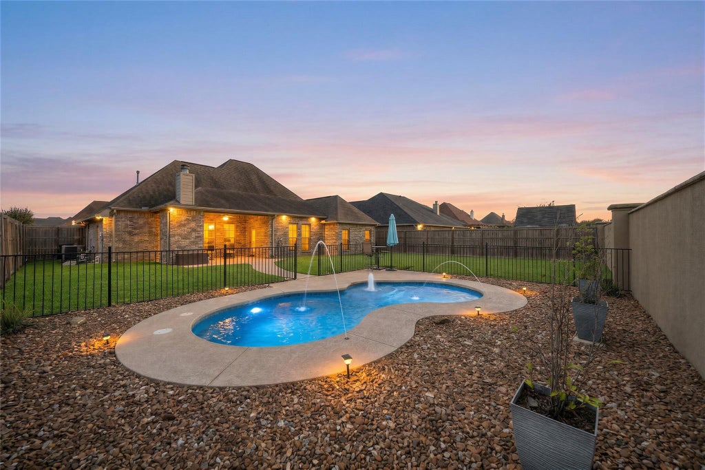 Photo of 1510 Kalas Circle, Lumberton, TX 77657 (MLS # 88309308)