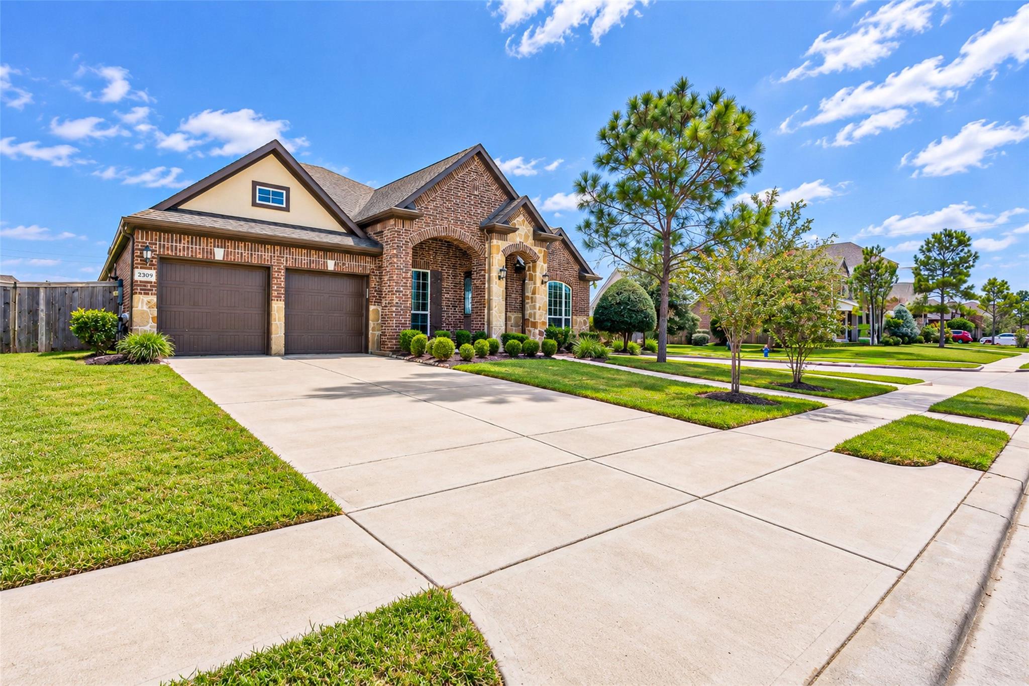 2309 Rosehill Garden Trail