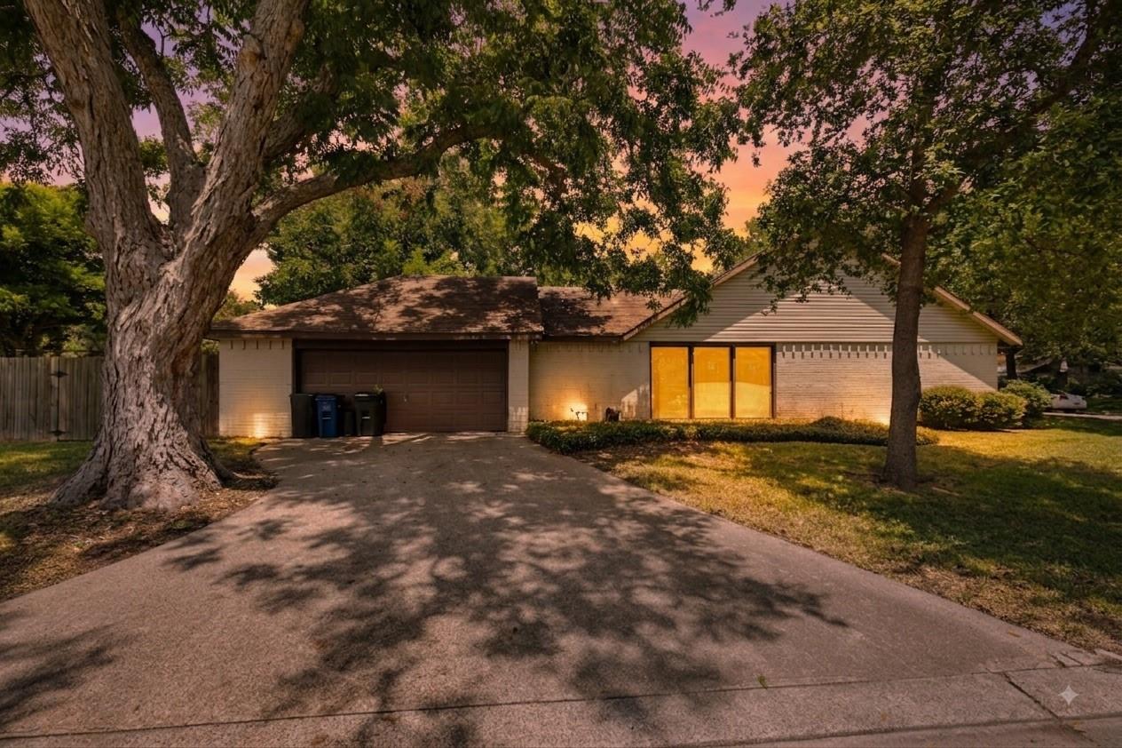 1103 Pecan Circle