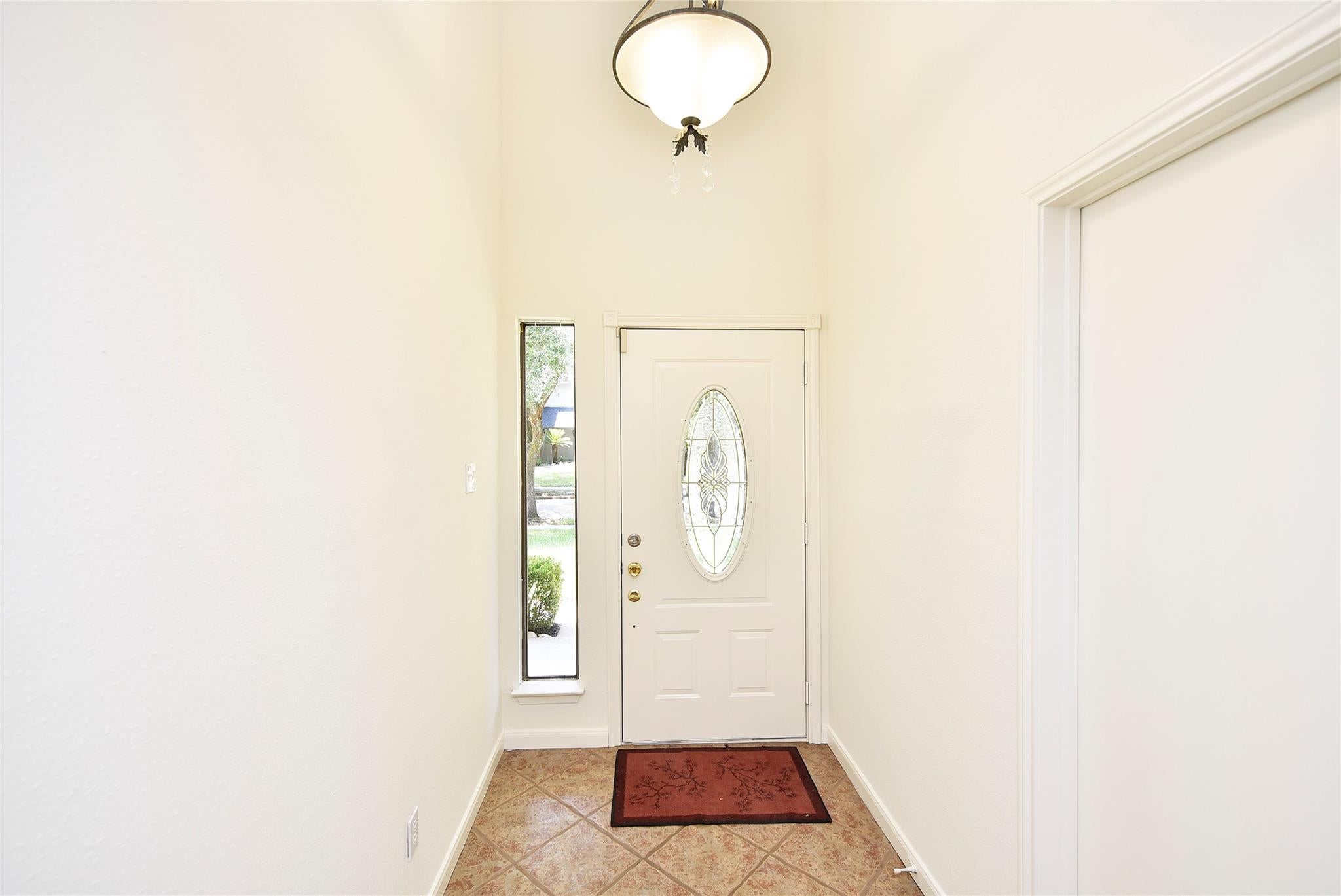 2035 Shorewood Lane