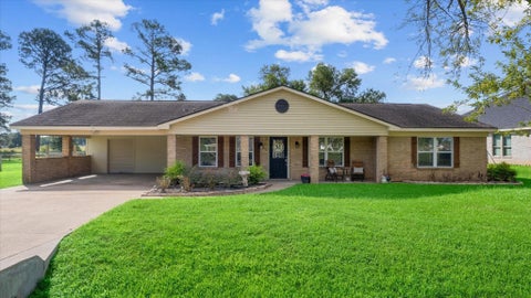 Photo of 32033 Birdie Drive, Waller, TX 77484 (MLS # 20213873)