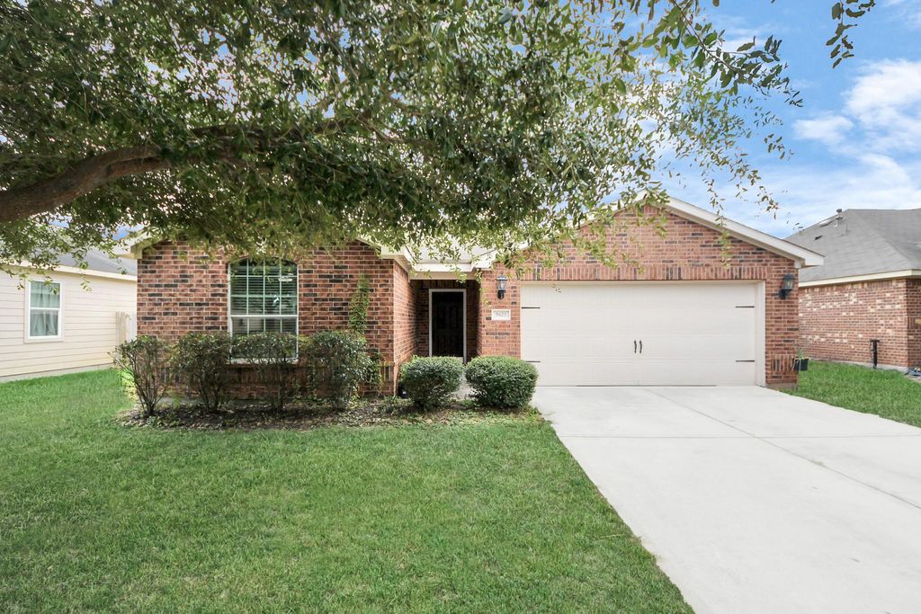 Photo of 5623 Straight Way Way, Kingwood, TX 77339 (MLS # 75146573)