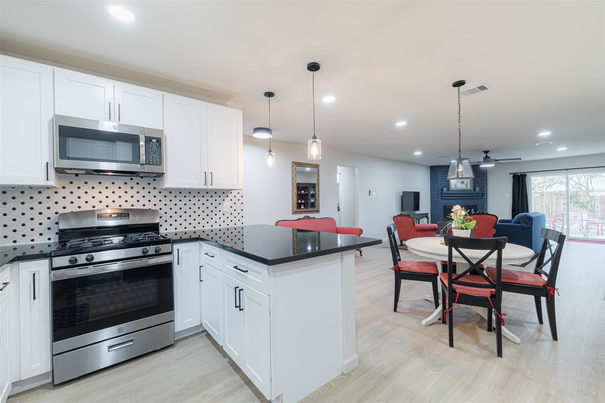 13831 Rosetta Drive