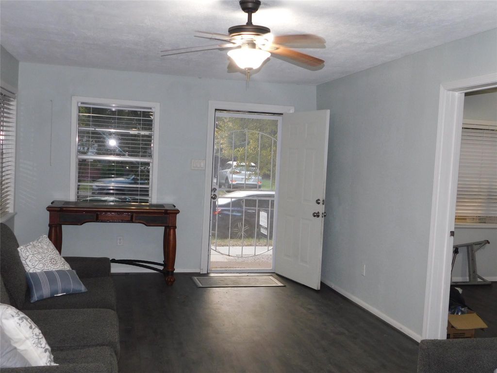 Photo of 1912 Sam Wilson Street, Houston, TX 77020 (MLS # 12568727)