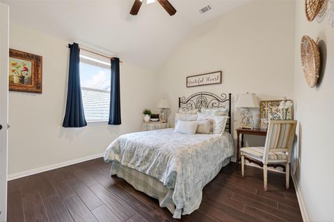 Tiny photo for 3 Blue Mesa Court, Spring, TX 77389 (MLS # 10795768)