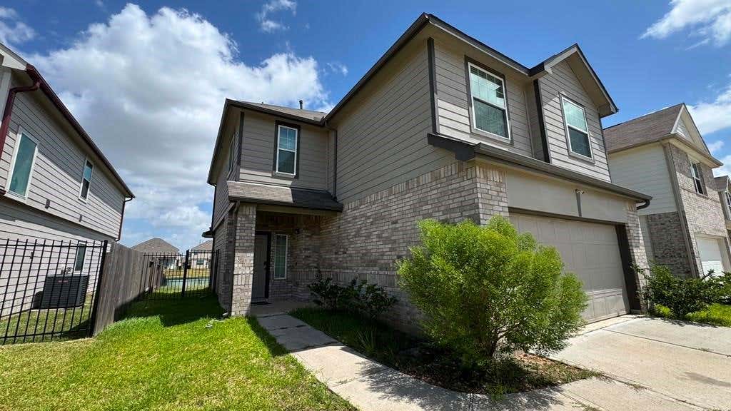 Photo of 24634 Bastiani Canvas Lane, Katy, TX 77493 (MLS # 30526455)