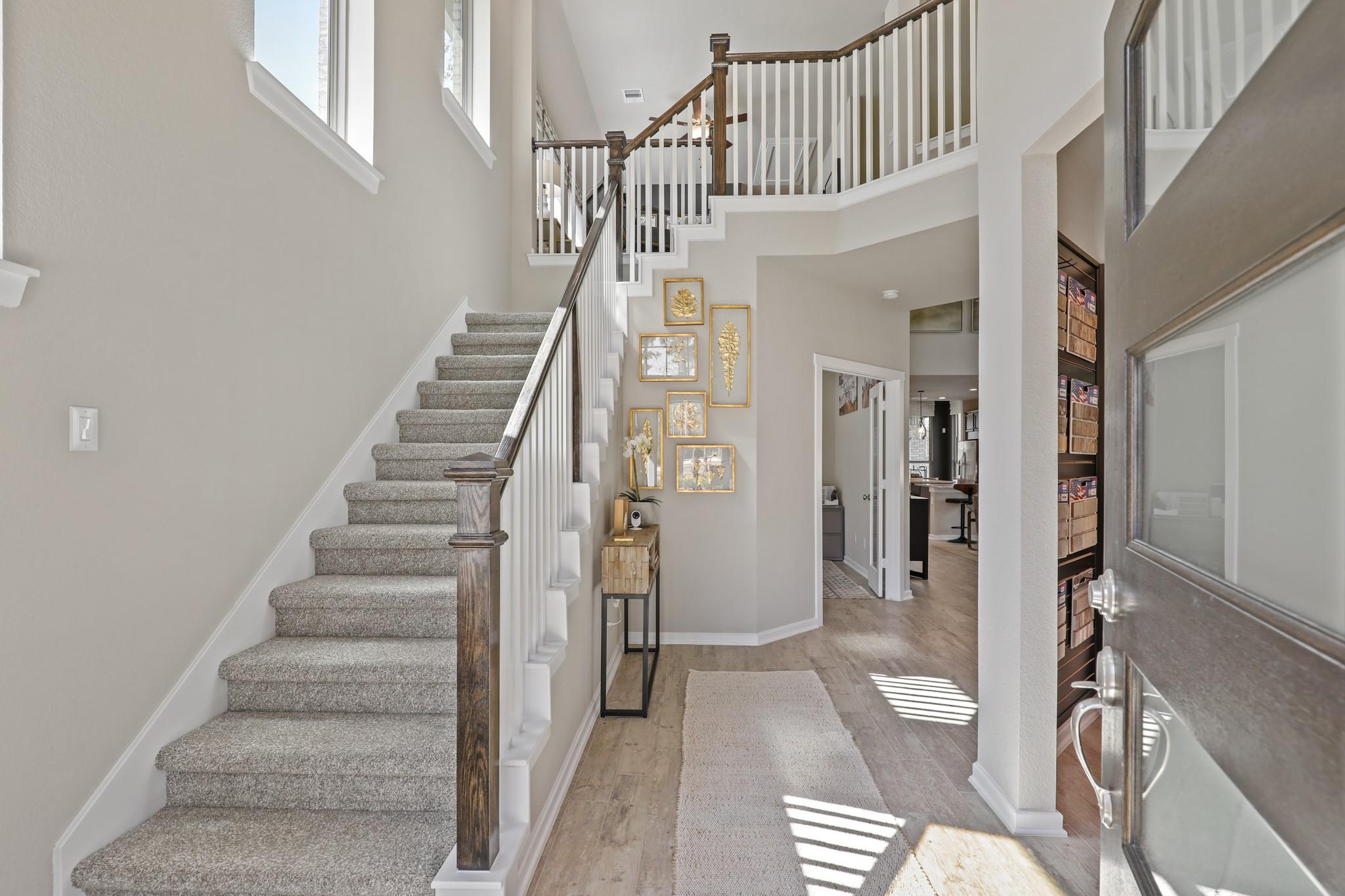2307 Garden Arbor
