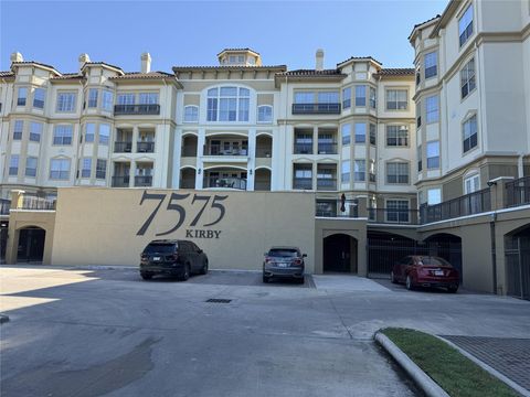 Photo of 7575 Kirby Drive #2218, Houston, TX 77030 (MLS # 90462879) Photo of 7575 Kirby Drive #2218, Houston, TX 77030 (MLS # 90462879)