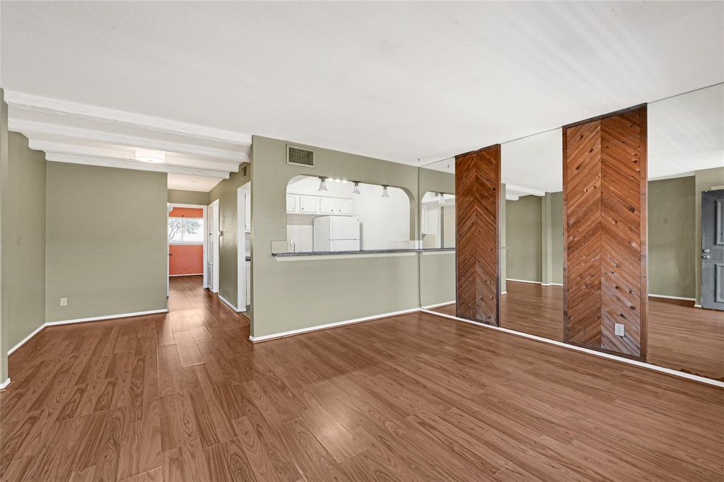 Photo of 11550 Chimney Rock Road #232, Houston, TX 77035 (MLS # 90431768)