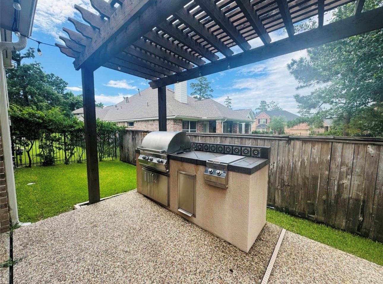 6 Loxanhachee Place