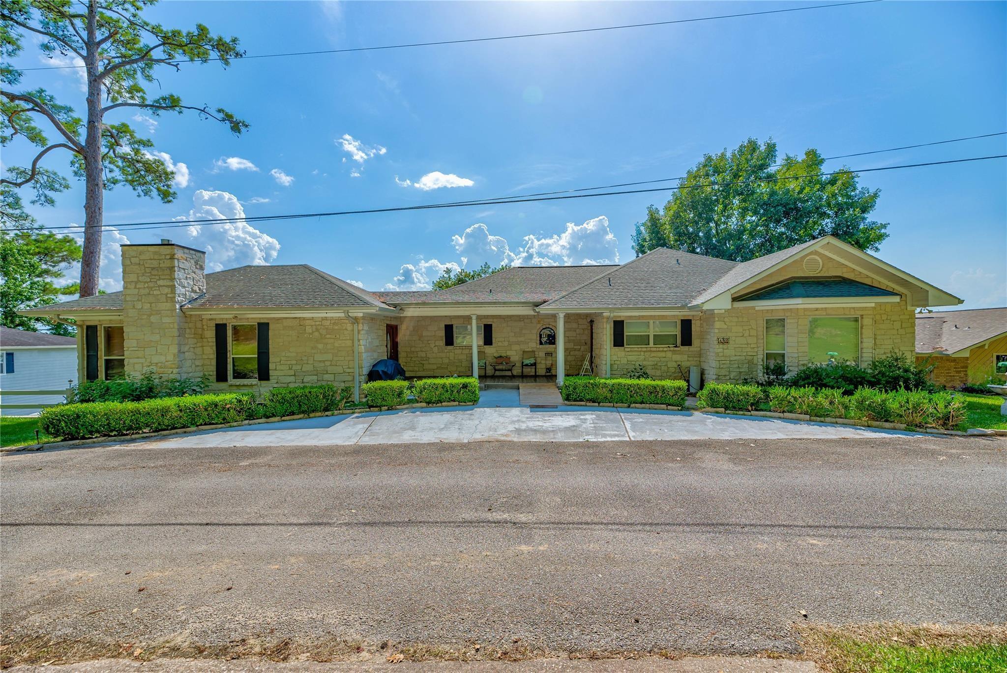 172 Cedar Lane