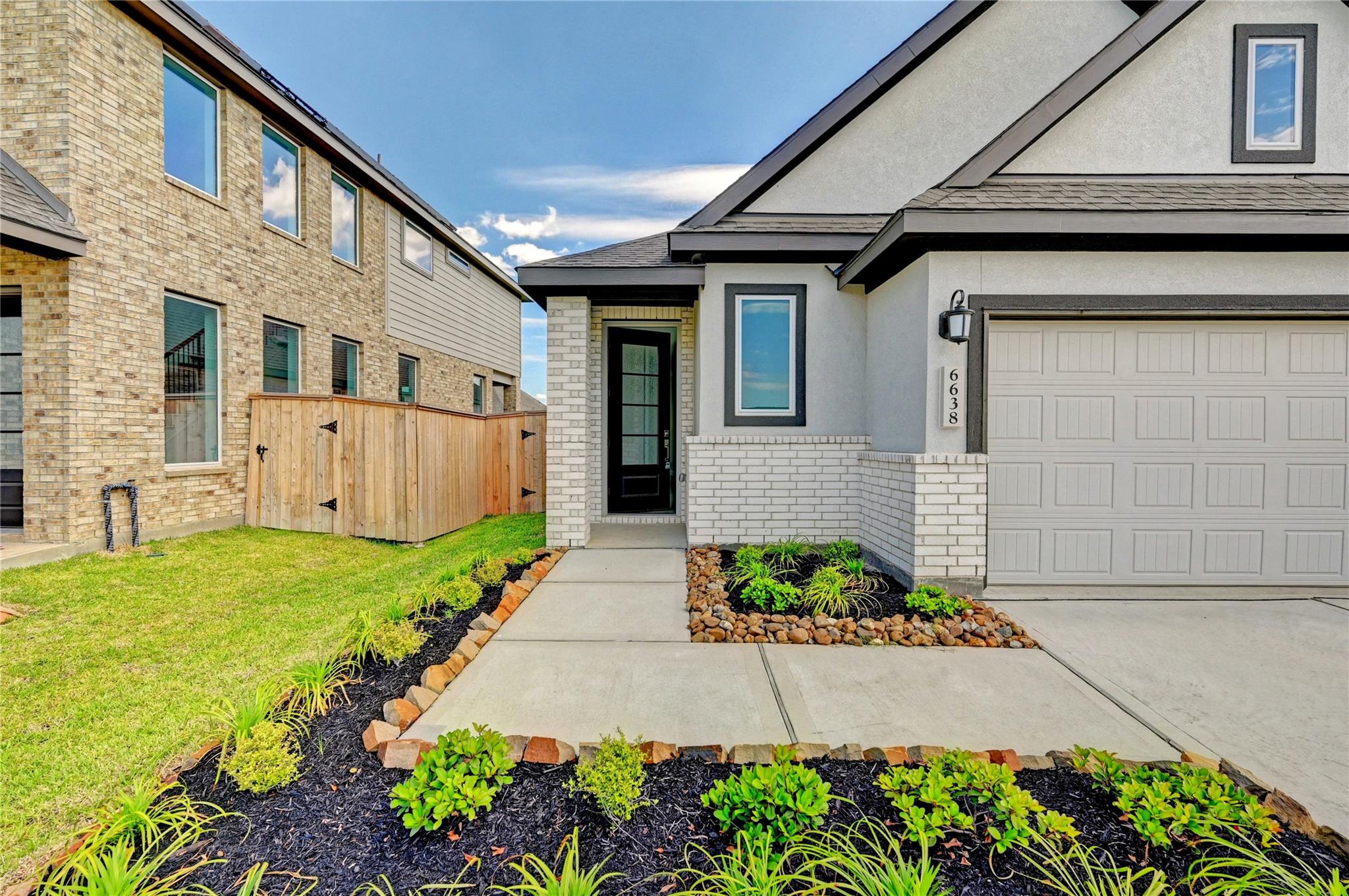 6638 Iron Clover Drive