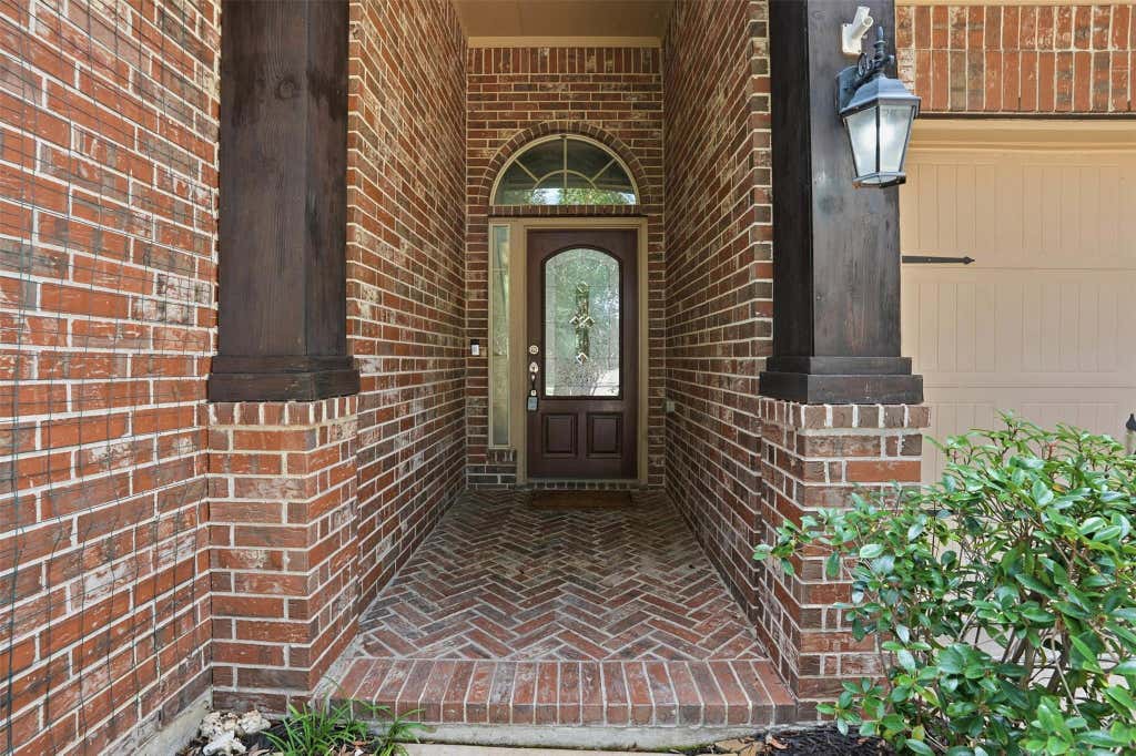 Photo of 11126 Celano Drive, Richmond, TX 77406 (MLS # 46527947)