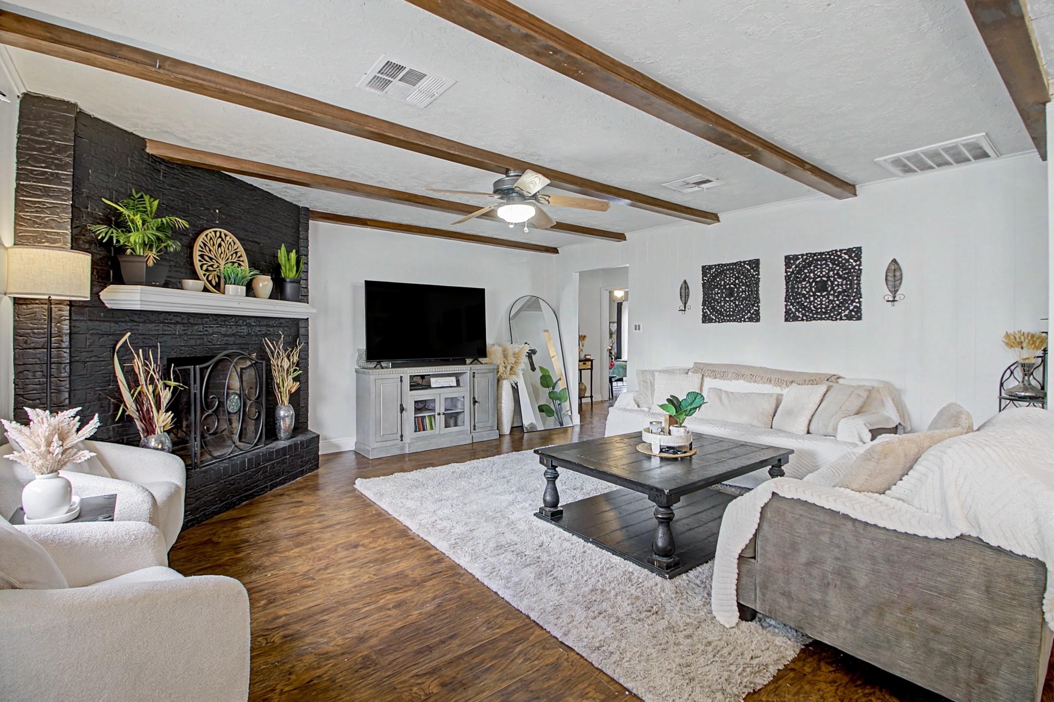 2909 Woodmeadow Drive