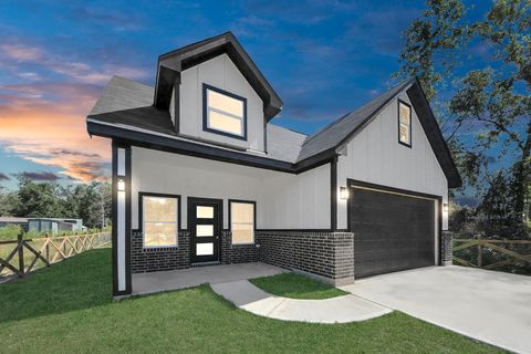 Photo of 14387 Half Circle Street, Splendora, TX 77372 (MLS # 11193073)