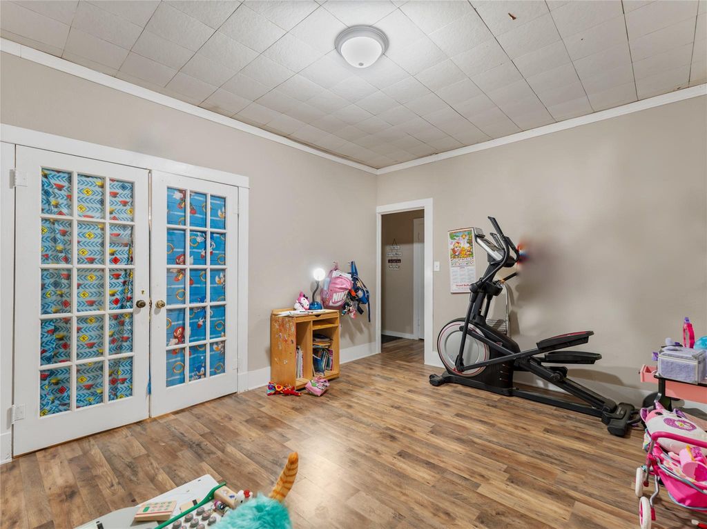 Photo of 2409 13th ST, Bay City, TX 77414 (MLS # 90900781)