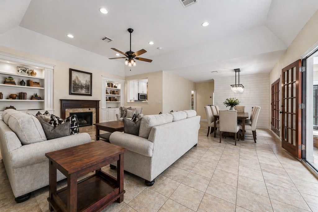 Photo of 9608 Bayou Brook Street, Houston, TX 77063 (MLS # 14343116)