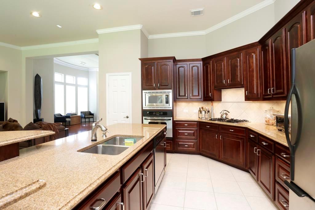 23119 Redberry Lane