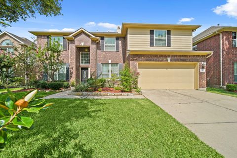 Photo of 2610 Silent Walk Court, Pearland, TX 77584 (MLS # 74119779)