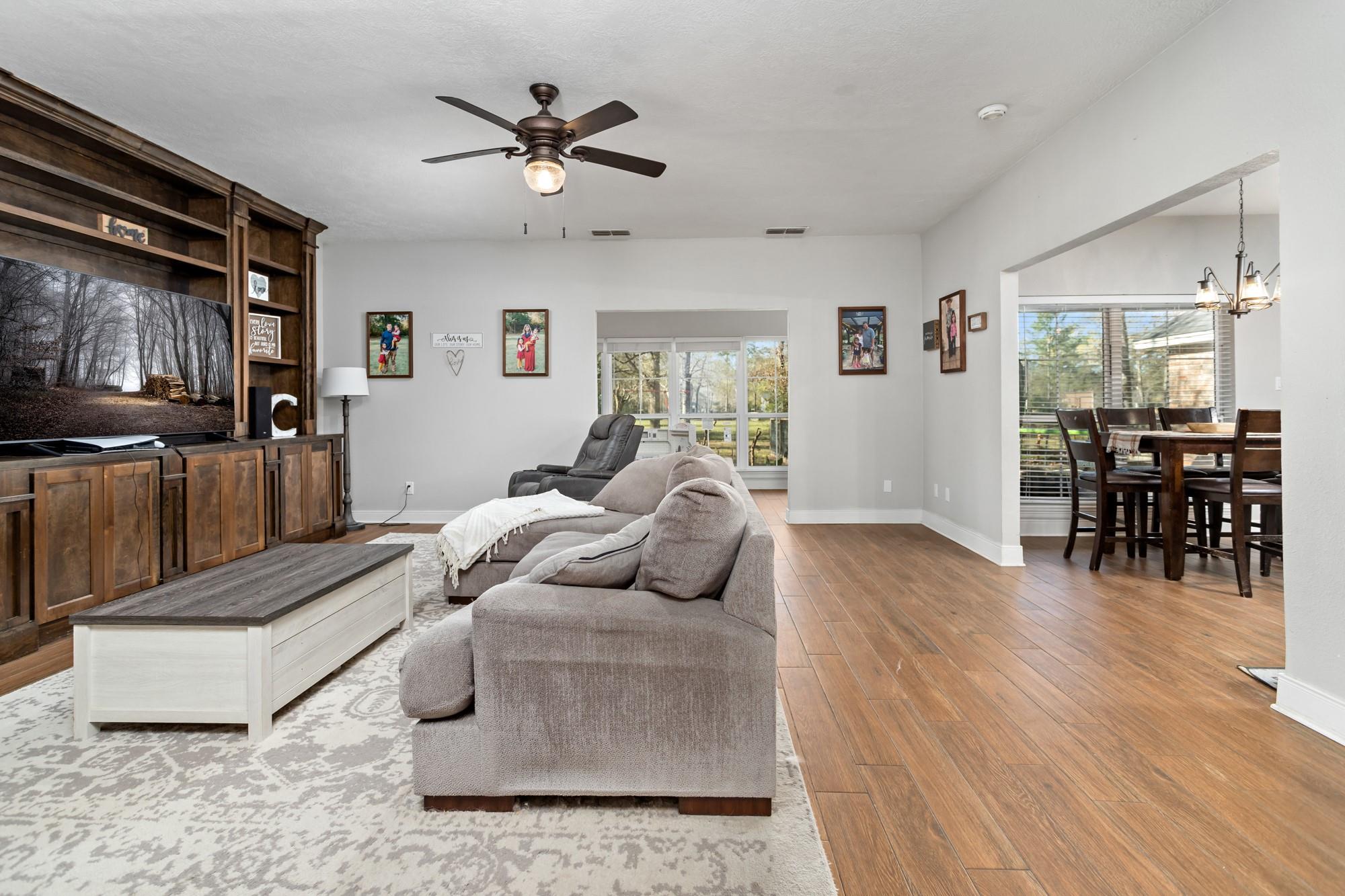 1342 Woodway Boulevard