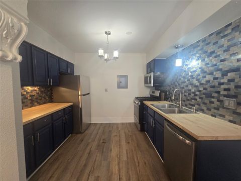 Photo of 725 Broadway Avenue #8, Galveston, TX 77550 (MLS # 46858831)