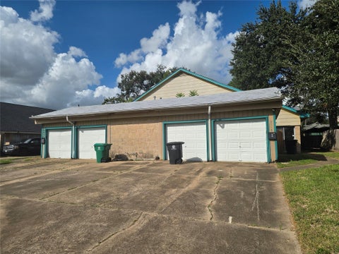 Photo of 9018 Triola Lane, Houston, TX 77036 (MLS # 93633064)