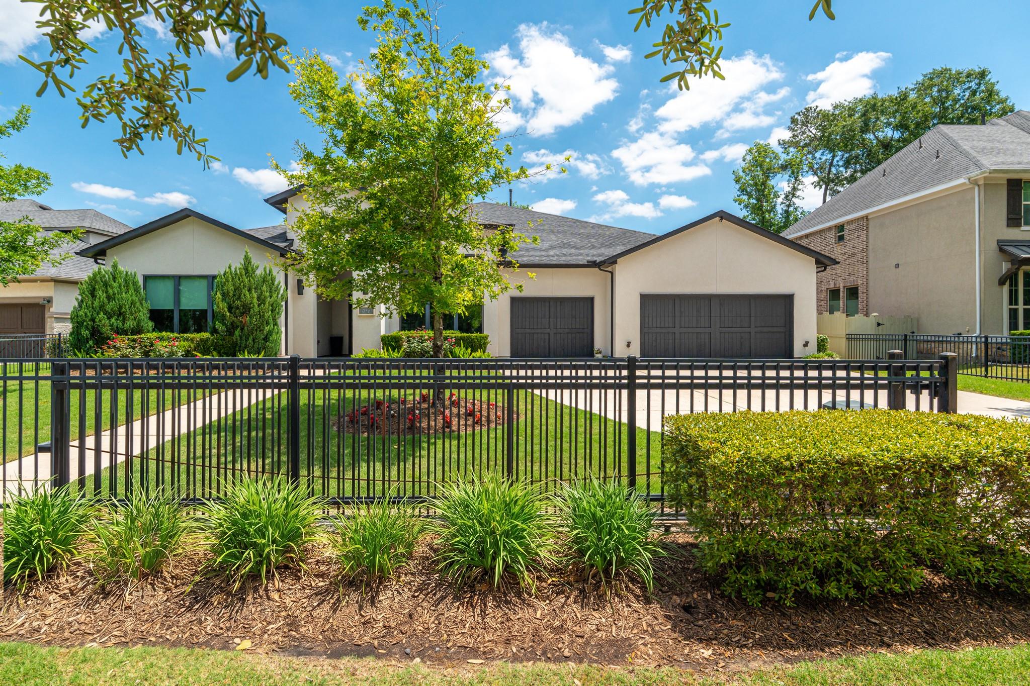 10561 Lake Palmetto Drive