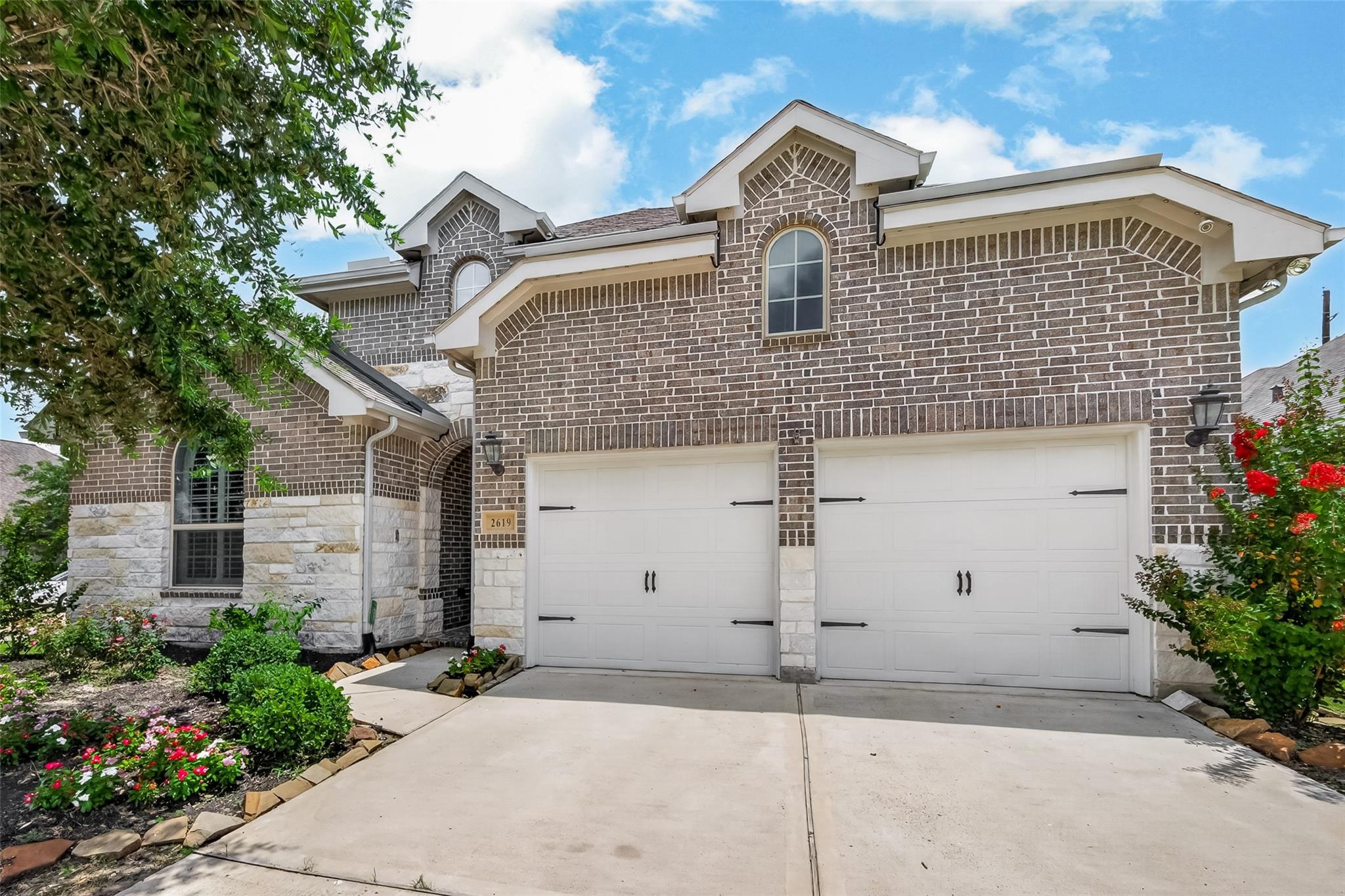 2619 Lilac Point Lane