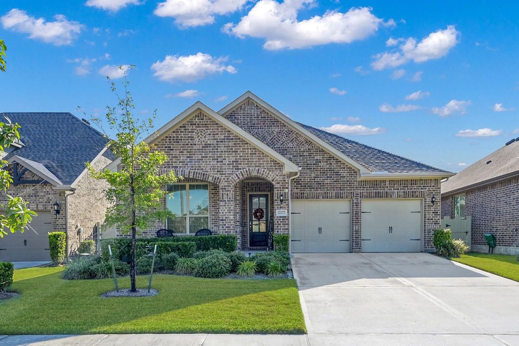 Photo of 17027 Shy Leaf Court, Conroe, TX 77385 (MLS # 13277118)