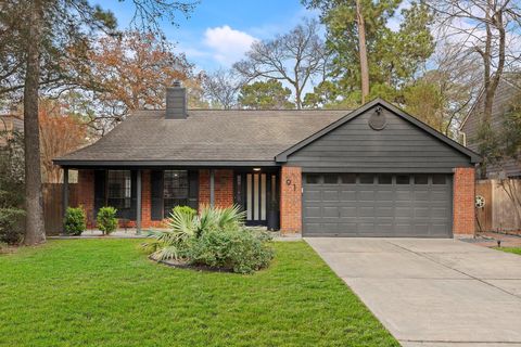 Photo of 91 N Pathfinders Circle, The Woodlands, TX 77381 (MLS # 86721943)