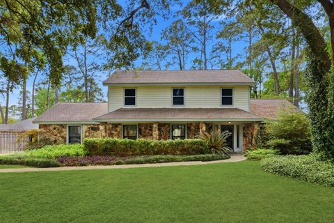 Photo of 17711 Rustington Drive, Spring, TX 77379 (MLS # 32760225)