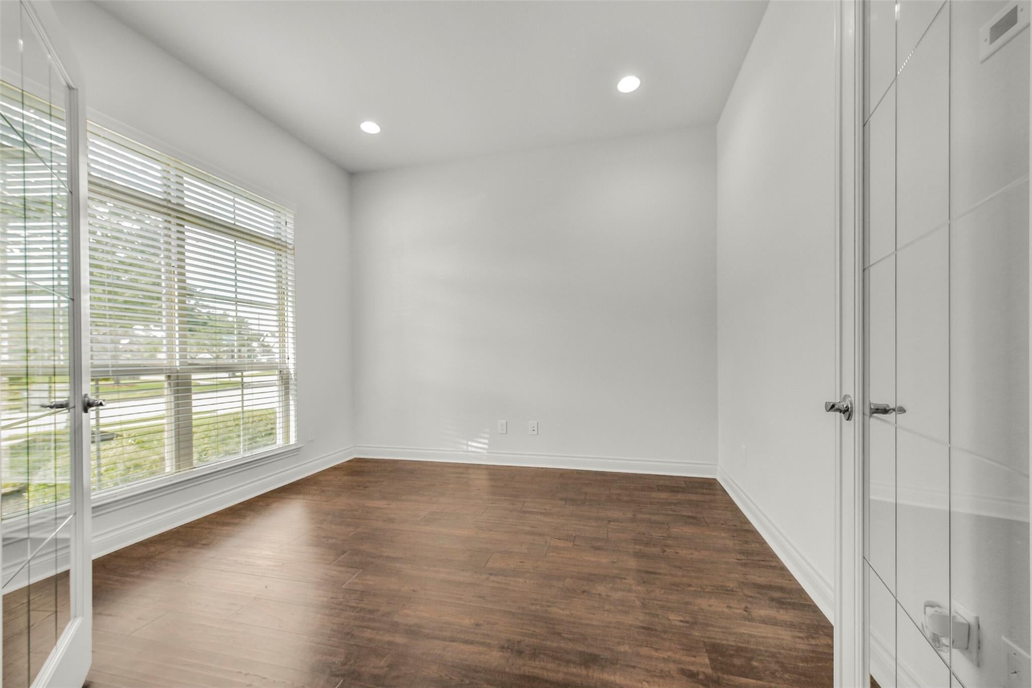 13615 Imperial Island Lane