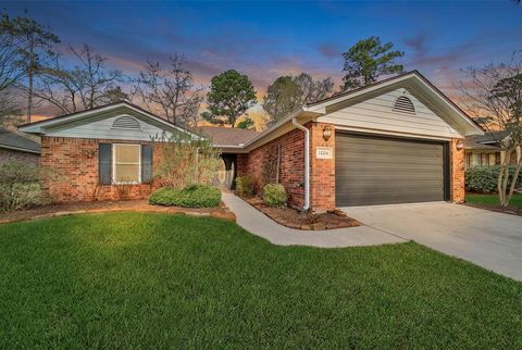 Photo of 12334 Browning Drive, Montgomery, TX 77356 (MLS # 34317011)