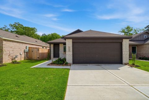 Photo of 31444 Casacalenda Lane, Huffman, TX 77336 (MLS # 40836755)