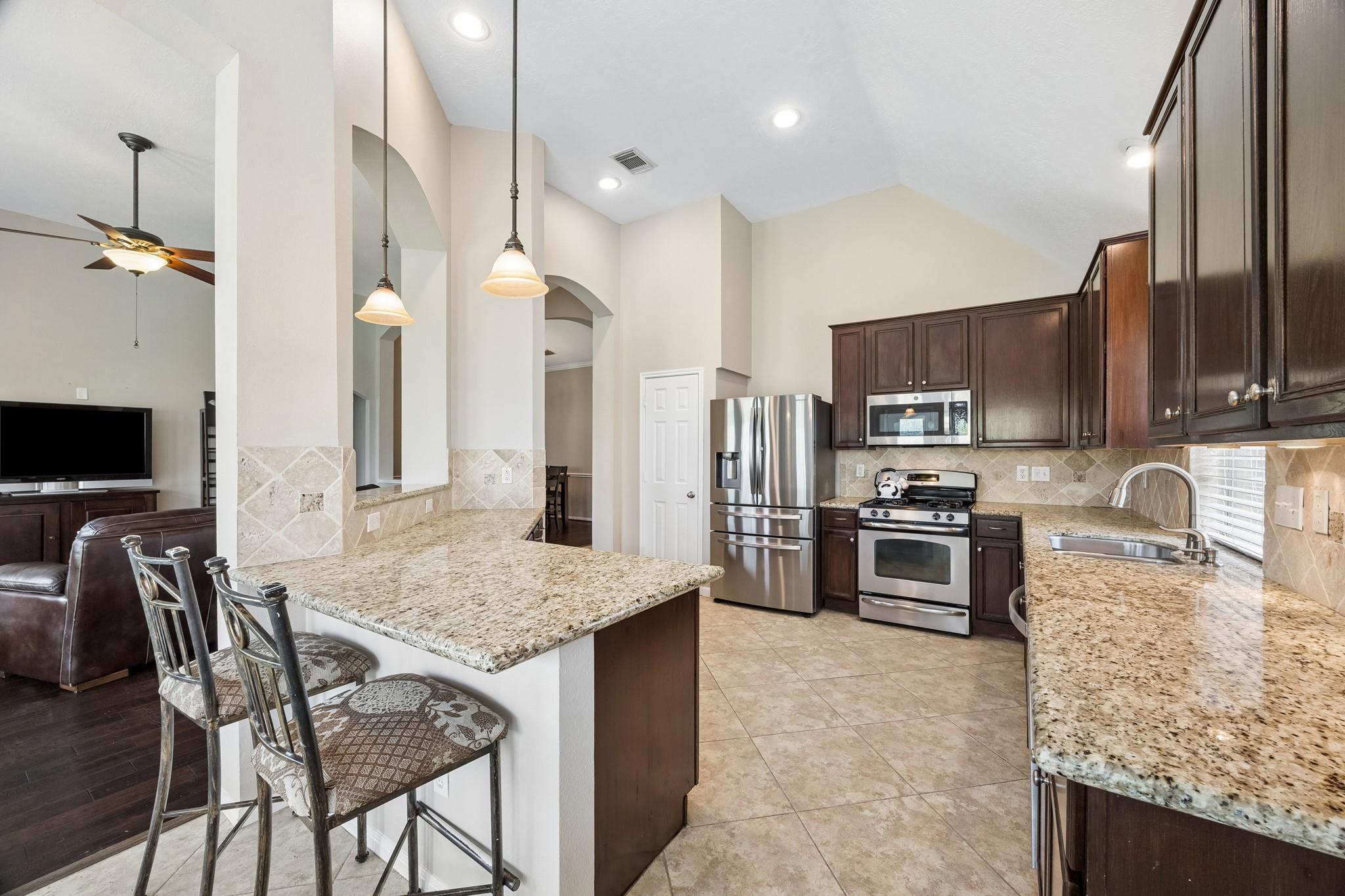 2112 Bristol Breeze Lane
