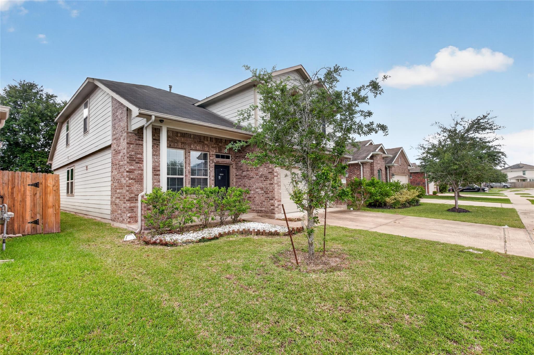 2518 Cold River Drive