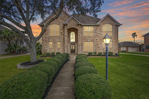 1915 Blue Quail Drive Friendswood TX 77546