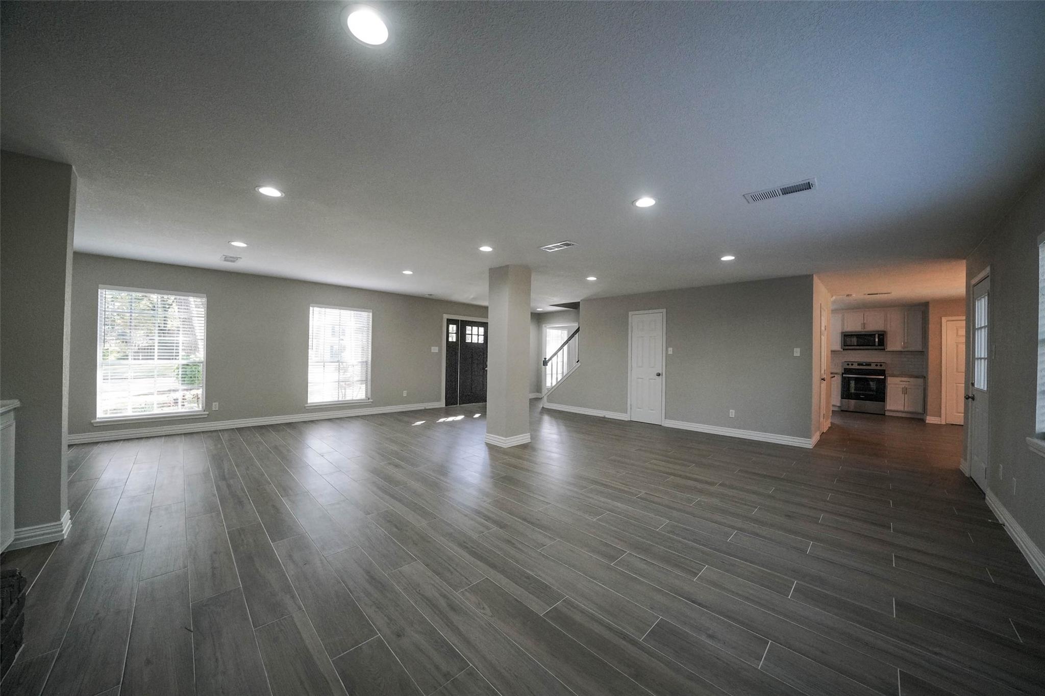 7818 Beaufort Drive