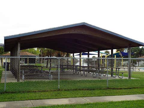 Tiny photo for 257 Barracuda, Bayou Vista, TX 77563 (MLS # 75980599)