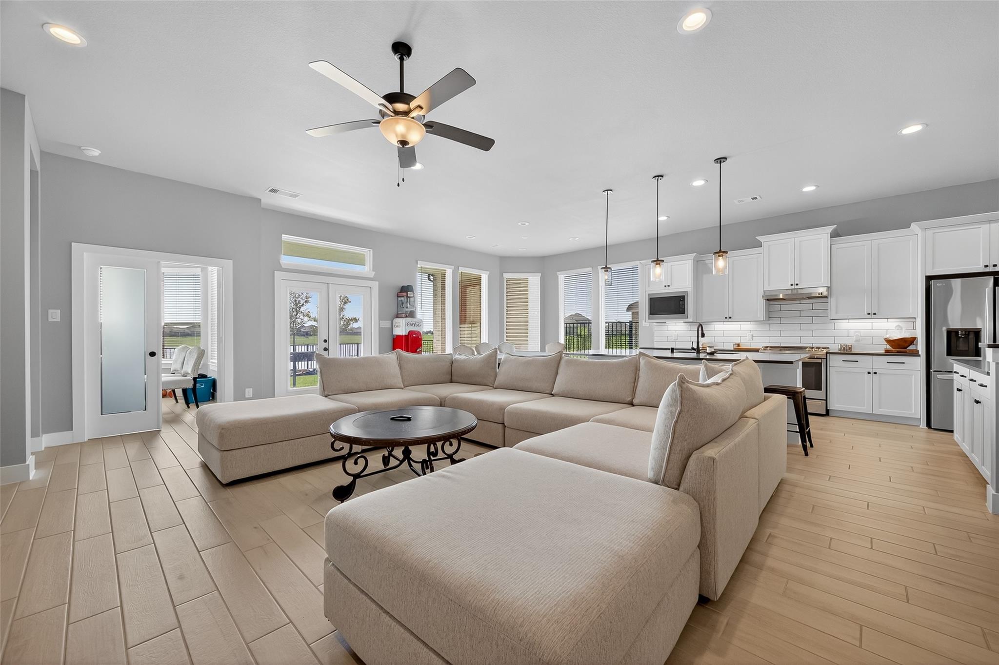 2706 Mackinac Bay Drive