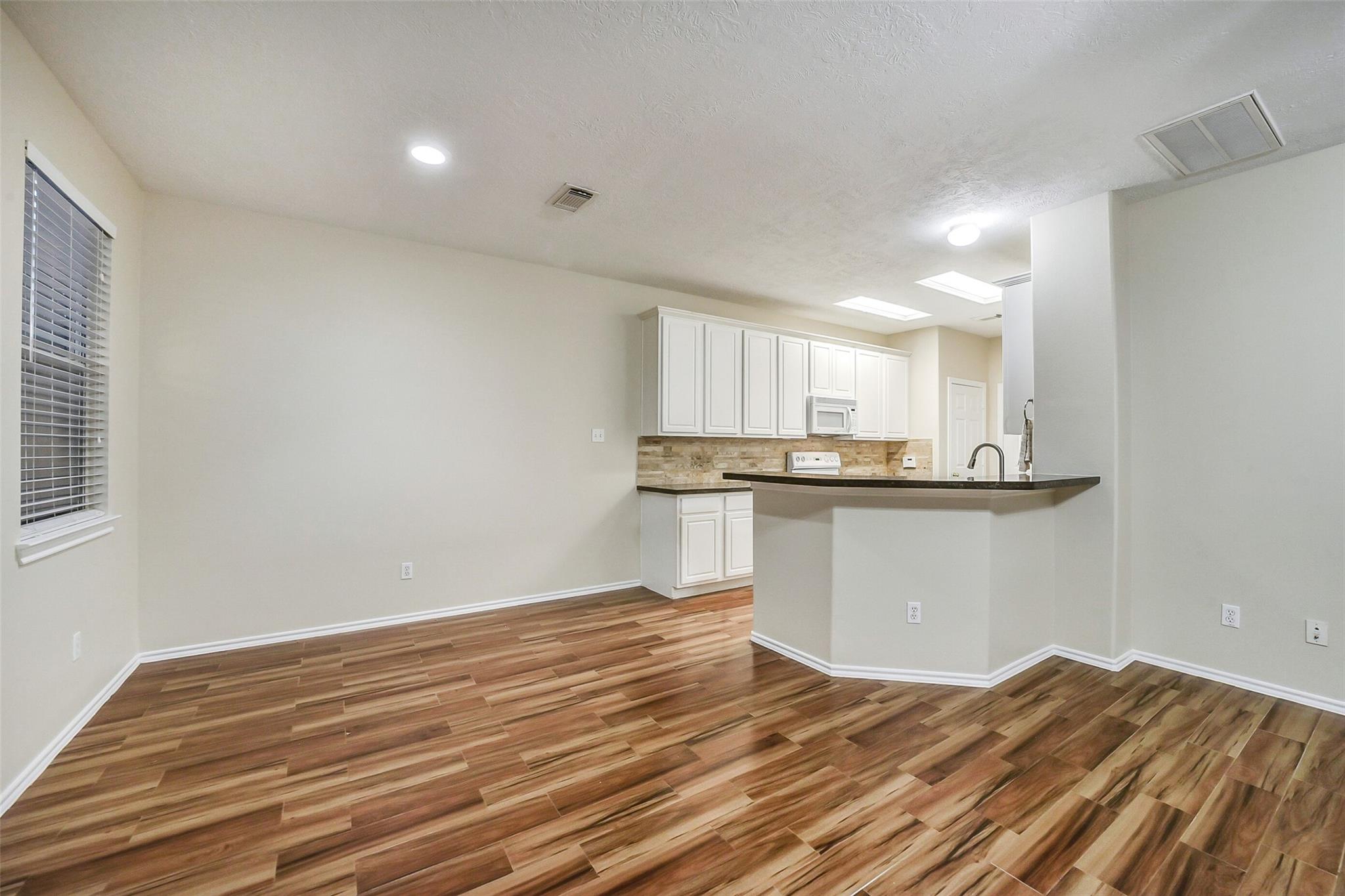 75 Summerhaze Circle
