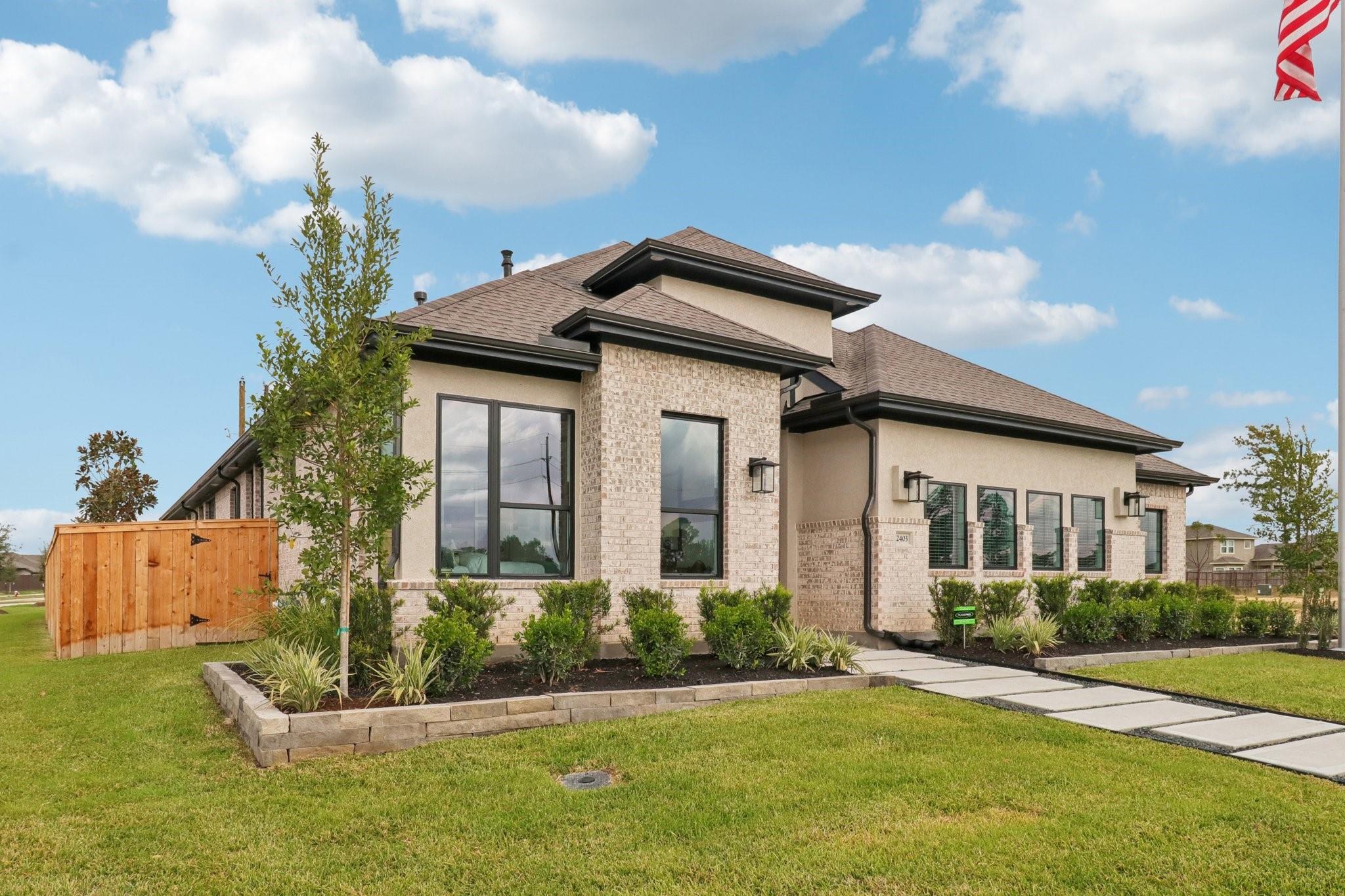 111 Rosa Peace Terrace