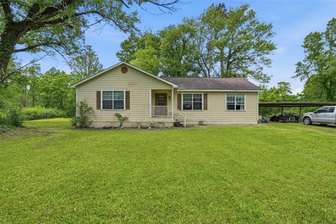 Photo of 2396 County Road 2050, Hull, TX 77564 (MLS # 19589058)