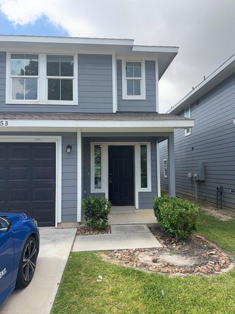 Photo of 505 Hines Avenue #B, Willis, TX 77378 (MLS # 46388563)
