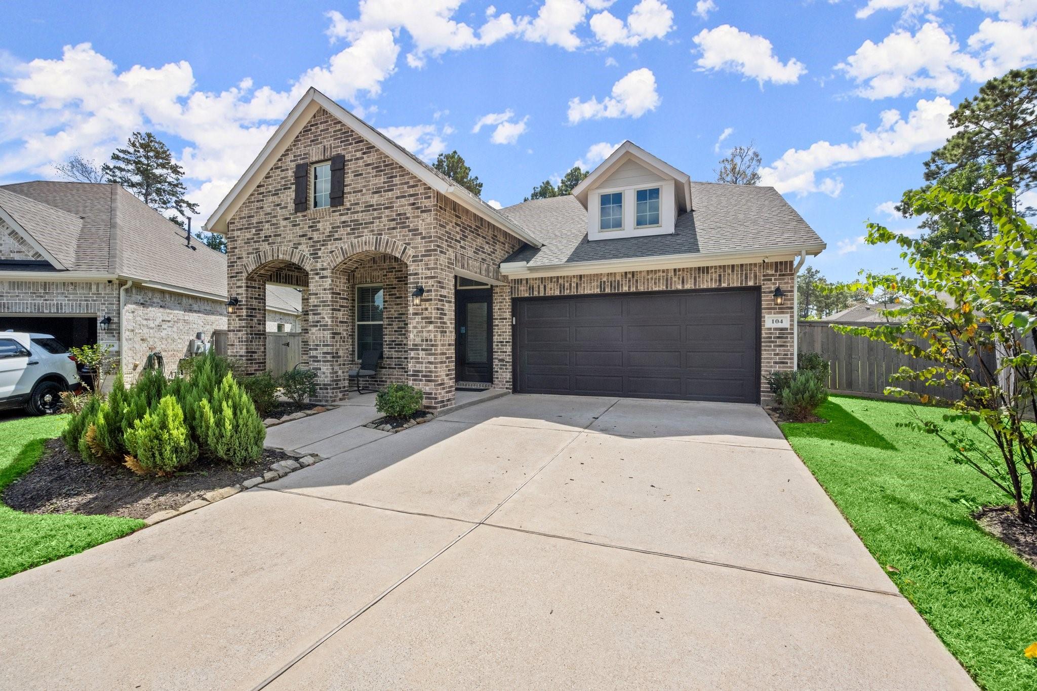 104 Winged Elm Court