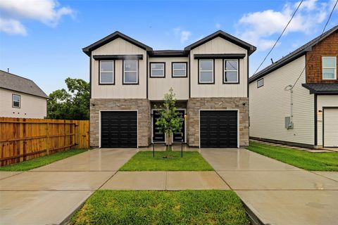 Photo of 7950 Henson Street #A-B, Houston, TX 77028 (MLS # 40232233)