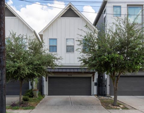 1510 Chestnut Street Houston TX 77009