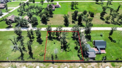 Photo of 58 Evening Shade, Onalaska, TX 77360 (MLS # 12115655)